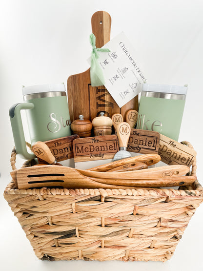 Personalized Gourmet Gift Basket